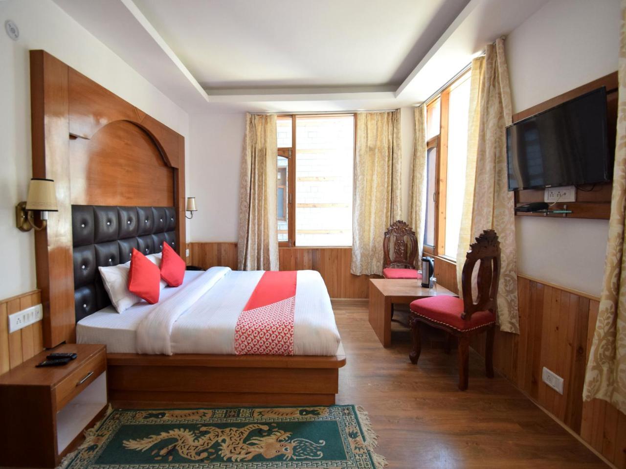 Oyo 10255 Hotel Red Apple Manāli Eksteriør bilde
